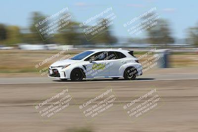 media/Oct-04-2025-OnGrid (Sat) [[44bd565ffa]]/Green Group/Grapevine/